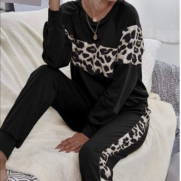 Leopard 2 piece set - Picture 1 of 4